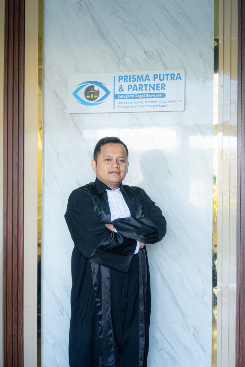 USEP USMAN NAWAWI, SH., MH., CPCLE., LACP., CPLD.